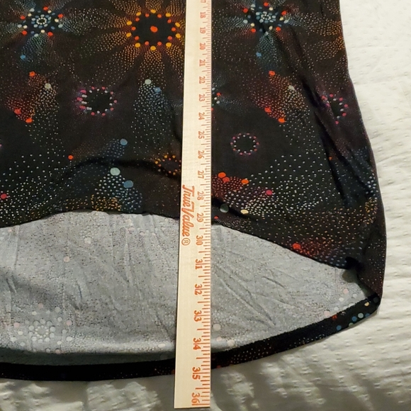 LULAROE IRMA NWT - Picture 8 of 9